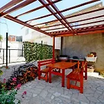 Apartment Pavica *