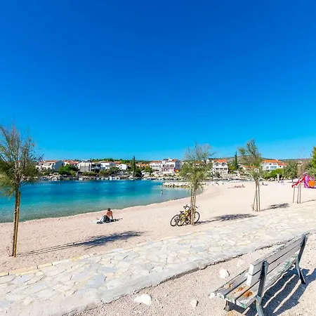 Pavica Rogoznica (Sibenik-Knin)