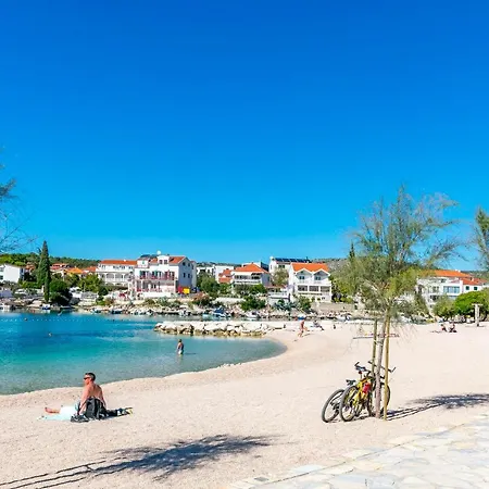 Pavica * Rogoznica (Sibenik-Knin)