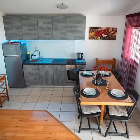 Pavica Rogoznica (Sibenik-Knin)