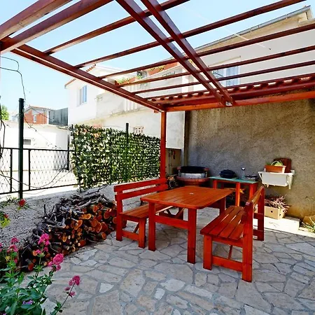 Apartament Pavica *