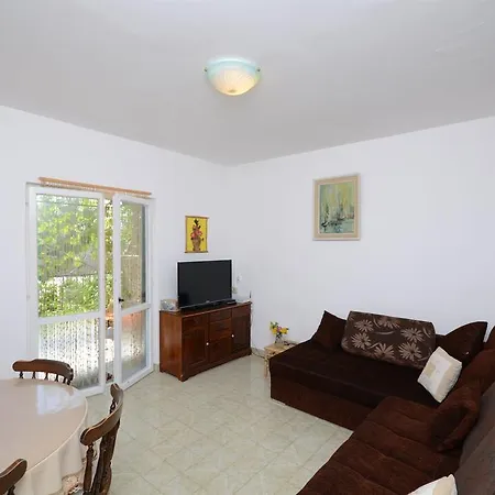 Pavica * Rogoznica (Sibenik-Knin)